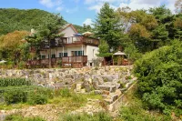 Pyeongchang Gyebang San Rodem Tree Pension Hotels in 
