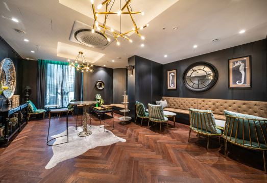 호텔 더 캐슬 카페테리아 및 조식