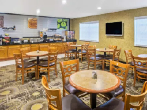 La Quinta Inn & Suites by Wyndham Fort Smith Hotels in Fort Smith