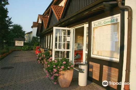 Hotel Restaurant Gerold Hotels in der Nähe von von Straßenverkehrsamt - Kreis Paderborn