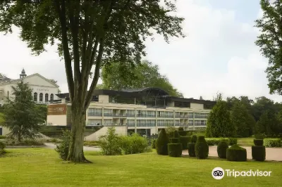 Le Forges Hotel فنادق في Forges-les-Eaux