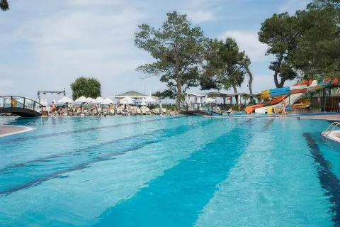 Crystal Aura Beach Resort & Spa - Ultimate All Inclusive
