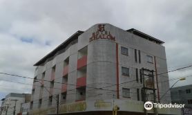 Schalom Hotel