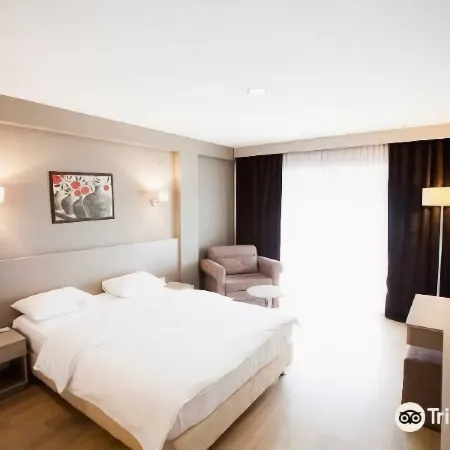 Zinos Hotel