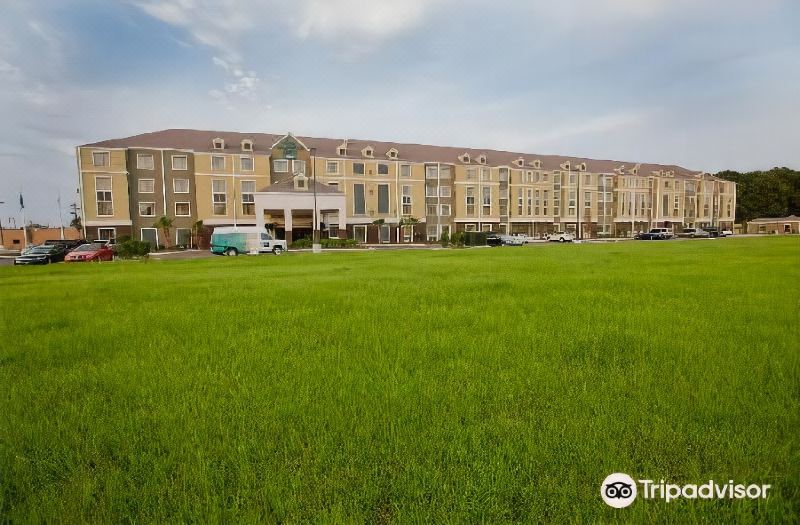 Homewood Suites by Hilton Lafayette-Airport