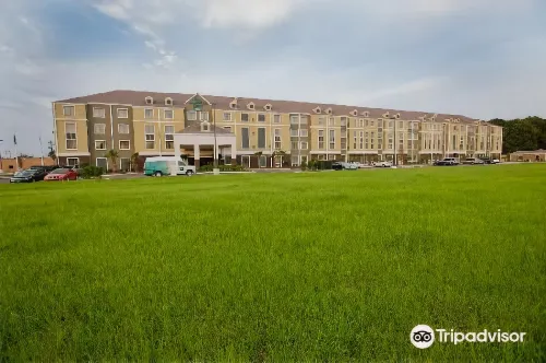 Homewood Suites by Hilton Lafayette-Airport فنادق في لافاييت