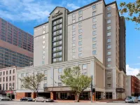 La Quinta Inn & Suites by Wyndham New Orleans Downtown Immaculate Conception Church周辺のホテル