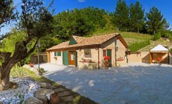 Charming Cottage in Cagli with Sauna