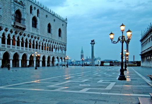 4. 호텔 다니엘리 ..