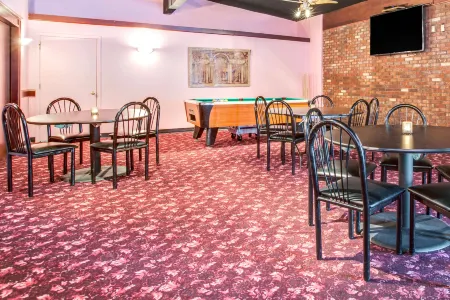 Town Inn