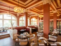 Grand Galvez Resort, Autograph Collection Hotels near Rosenberg Library