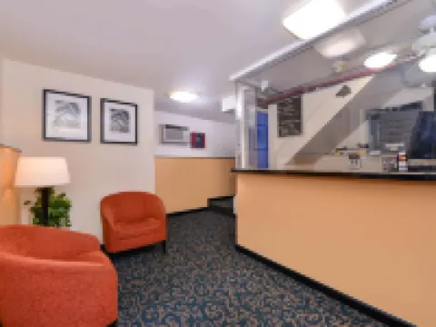 Media Inn & Suites Hotels in Media