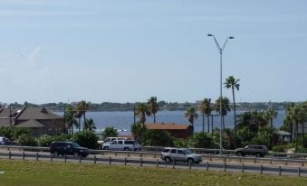 Galveston Inn & Suites Hotel