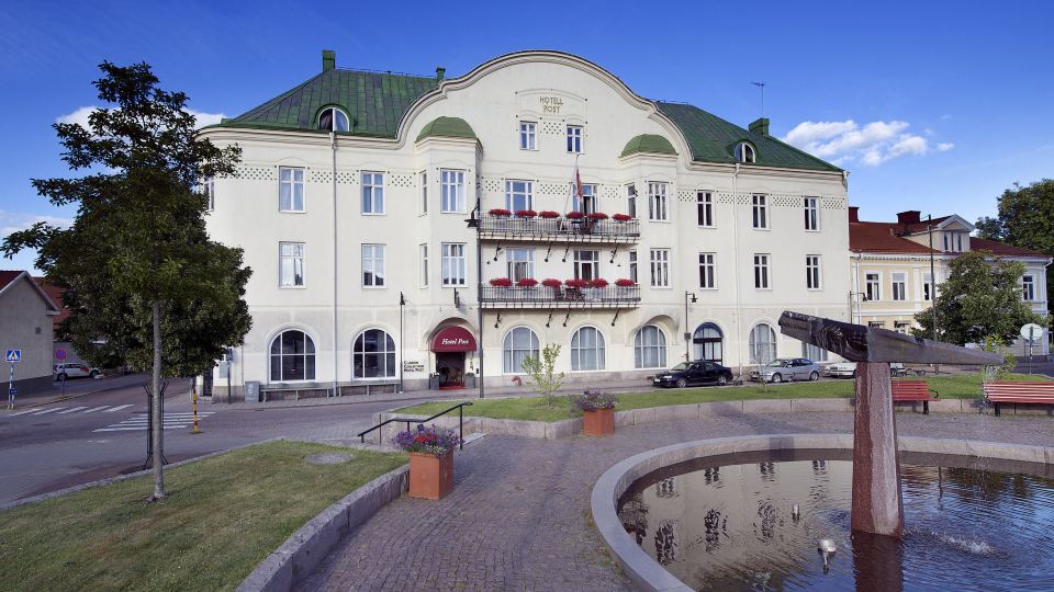 Home Hotel Post