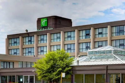 Holiday Inn Toronto-Airport East