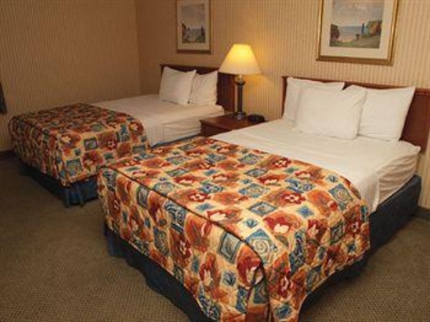 Quality Inn & Suites Warren - Detroit