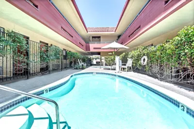 Vantage Point Inn - Woodland Hills Hotel di Topanga