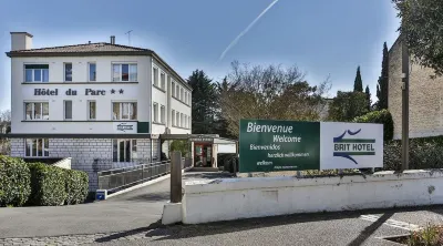Brit Hôtel du Parc Niort Centre-Parking Gratuit Hotel dekat GÉRÉDIS Deux-Sèvres