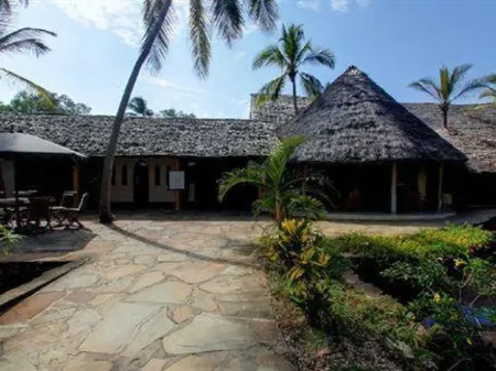Turtle Bay Beach Club Отели рядом с достопримечательностью «Watamu Beach»
