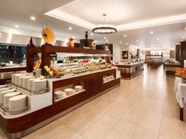 Ramada Resort Kusadasi & Golf