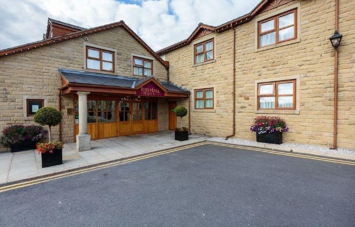 Red Hall Hotel