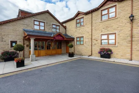 Red Hall Hotel Отели в г. Рамсботтом