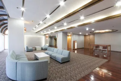 Takamatsu Tokyu Rei Hotel Hotel dekat Momotaro Shrine
