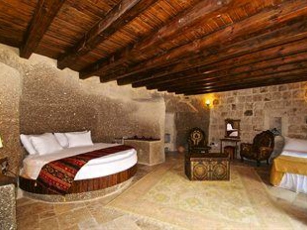 Grand Cave Suites