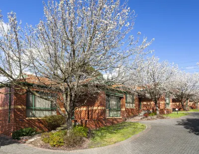 Mount Waverley Townhouses Hotels in 