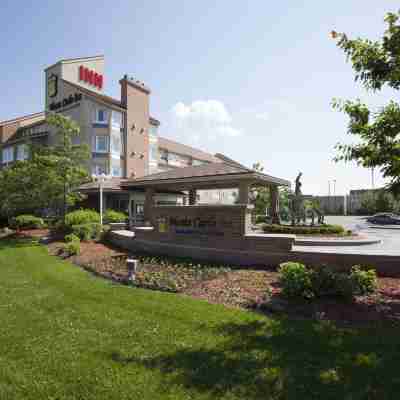 Monte Carlo Inn Brampton Hotel Exterior