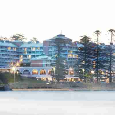 Crowne Plaza Terrigal Pacific Hotel Exterior