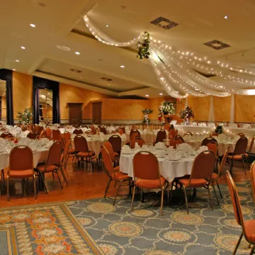 Best Western Parkway Inn  Conference Centre