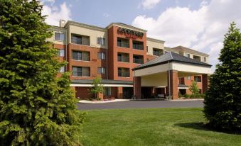 Courtyard Akron Stow