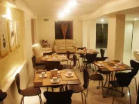 Quinta San Clemente - breakfast
