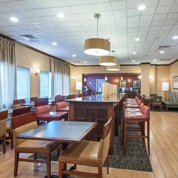 Comfort Inn Ballston Отели рядом с достопримечательностью «Могила Неизвестного Солдата»