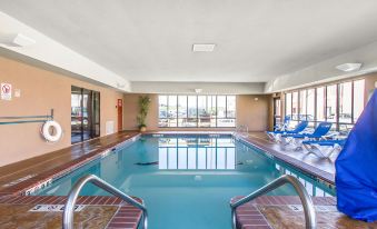 Comfort Inn & Suites Pauls Valley - City Lake