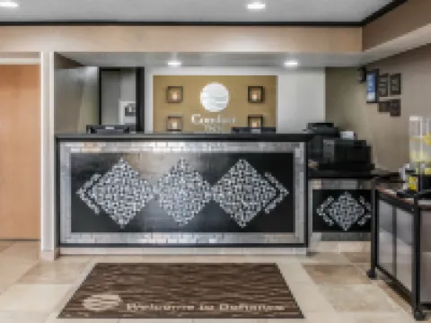 クオリティ イン ディファイアンス ディファイアンスのホテル