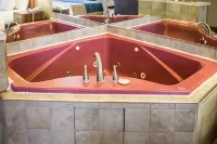 Quality Inn - Hot Tub