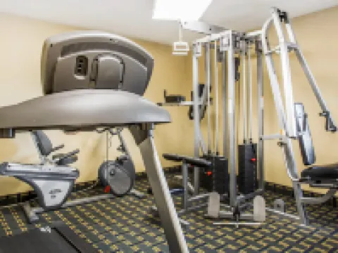 エコノ ロッジ ミリデール - サウシングトン サウシングトンのホテル