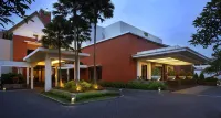 Hotel Santika Premiere Malang Hotel dekat Masjid Ibnu Sina