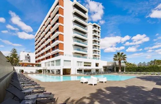 阿爾卡扎爾SPA酒店