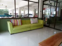 Baan Mitreejit Hotels in Mueang Surat Thani District