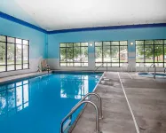 Econo Lodge Inn & Suites Fairgrounds