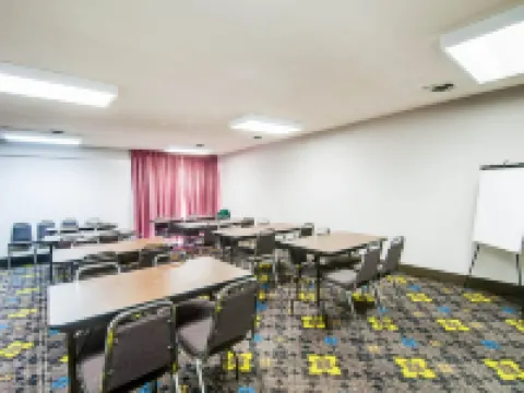 Quality Inn Hillsville Hotels in Woodlawn
