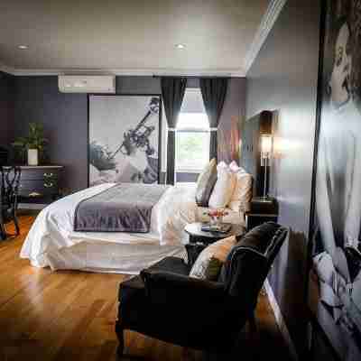 Manoir Becancourt Hotel Rooms