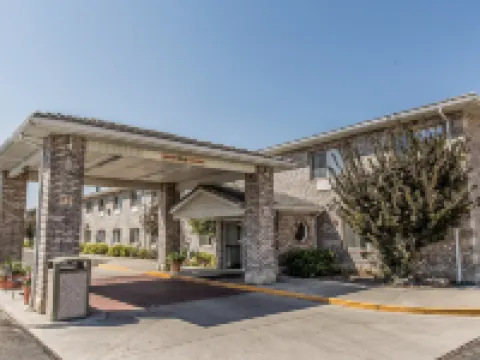 Quality Inn & Suites Fillmore I-15 Hotels in Fillmore