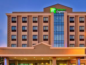 Holiday Inn Express Los Angeles LAX Airport, an IHG Hotel