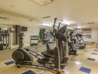 Travelodge by Wyndham Hotel & Convention Centre Quebec City Hotels near Place Laurier