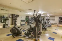 Travelodge by Wyndham Hotel & Convention Centre Quebec City - Gym
