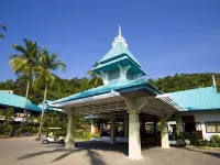 Krabi Tipa Resort Hotels near Bluedragon Cabaret